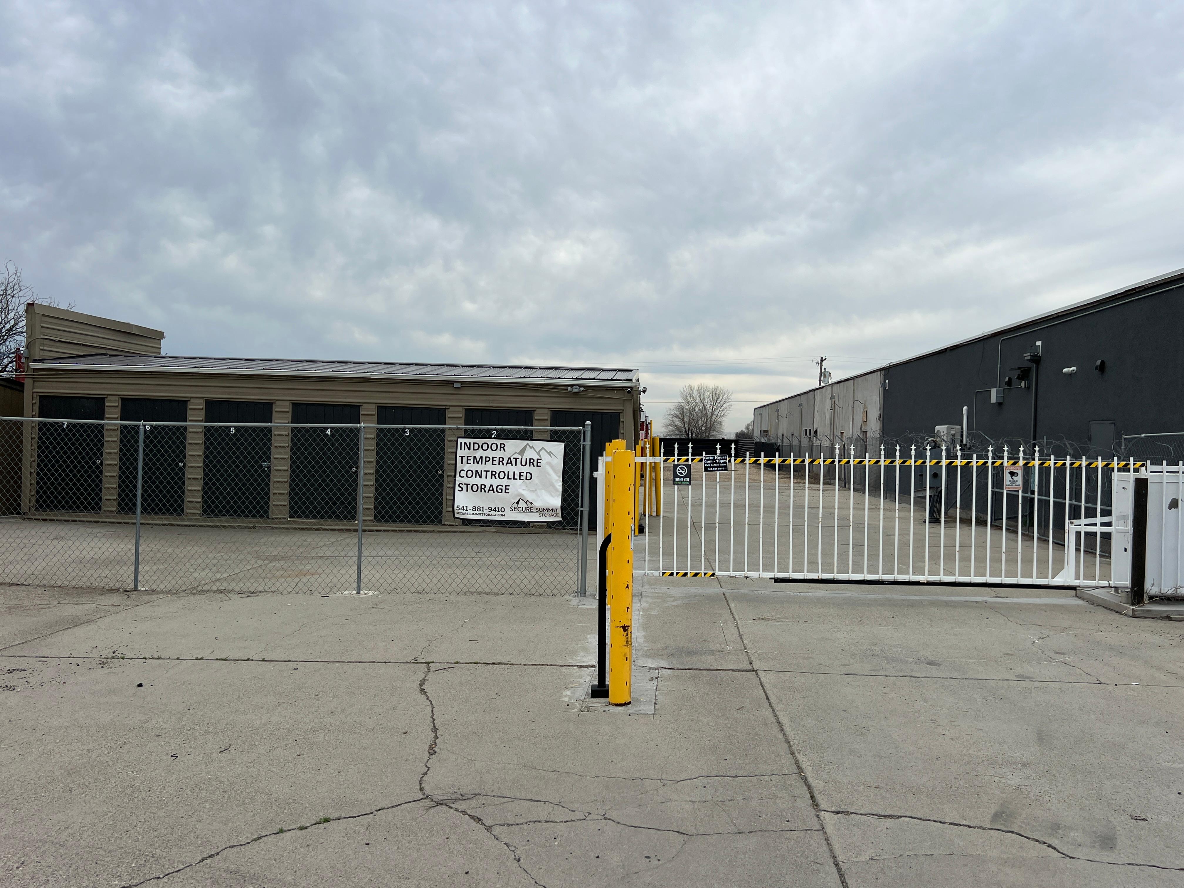 Secure Summit Storage - Ontario 2870 SW 4th Ave Ontario, OR 97914